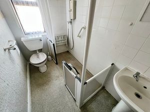 Wet room- click for photo gallery
